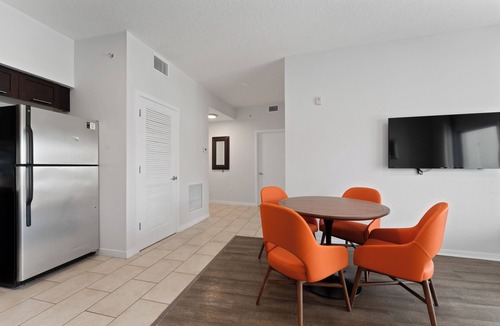 Celebration Apartment | Meliá Charming 2-bedroom apartment with AC, fitness room in Kissimmee