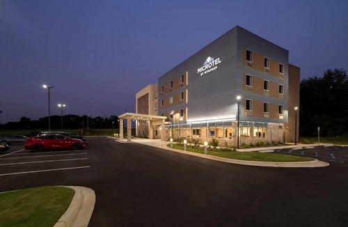 Prattville Hotel | Microtel Inn & Suites by Wyndham Prattville Montgomery