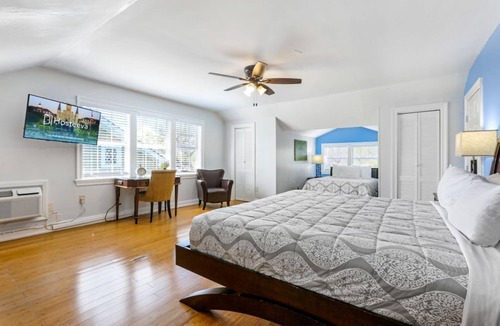 Mid-City Hotel | Mid-City Studio | Near Jazz & Festivals
