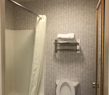 Ellisville Hotel | Millennium Inn