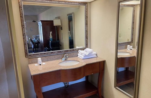 Hattiesburg Hotel | Millennium inn