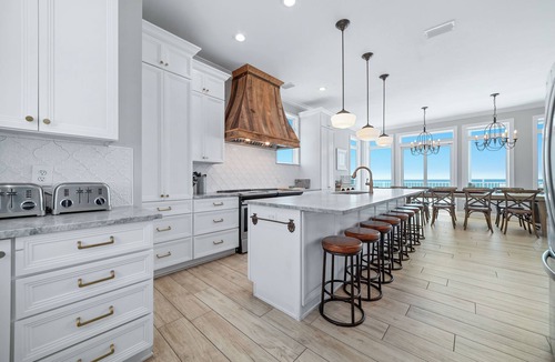 Gulf Shores House | Miltys Martini by GSVR | Luxurious Beachfront Retreat w/NEW Porches & Pool + FREE Activities/Golf
