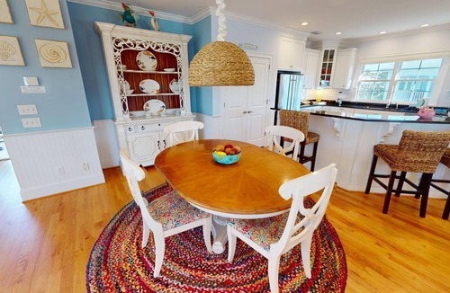 Tybee Island House | Mimi's Mermaids & Memories | Pet-Friendly, Across From Beach