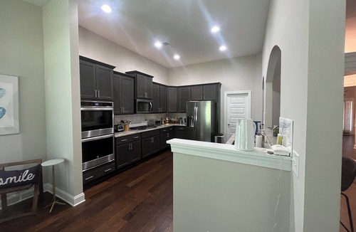 Auburn House | Mimms Trail Haven - Luxury Living in Auburn!