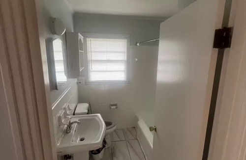 Minden House | Minden Cottage Oasis - Peaceful little gem mins from dwntwn Minden and Caney LSP
