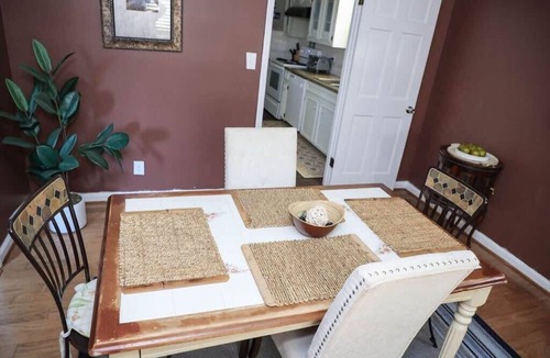 Montgomery House | Mins to Downtown, Parks,& ASU - Courtyard Retreat