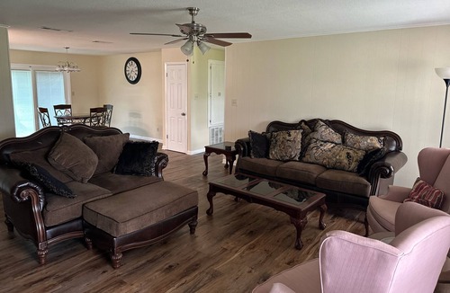 Benton House | Minutes from Cypress Lake boat launch 2 local event venues Bodcau wildlife mngt