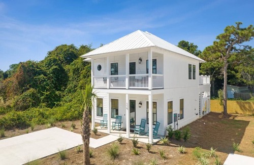 Miramar Beach House | Miramar Beach Luxe Retreat 3BR/3.5BA