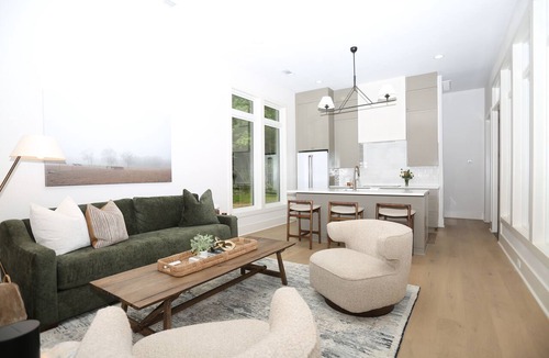 Chatawa House | Modern 2 bedroom cottage on 250 private acres with wood-fire hot tubs.