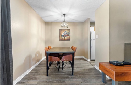 D'Iberville Apartment | Modern 2-Bedroom Villa with WiFi, Kitchen, Pool apartment in D'Iberville