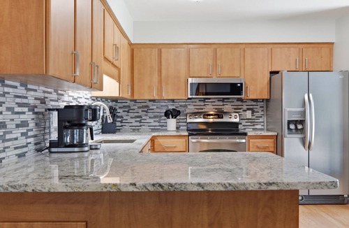 Lake Orion House | Modern 2nd Floor Duplex w/Fenced Yard, Central to Shopping, Dining & GM Orion