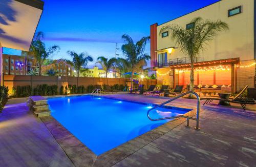 Mid-City House | Modern 4BR Townhouse in Bienville Villas