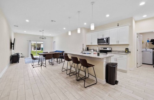 Oviedo House | Modern Casa-10 minutes from UCF