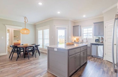 Hahira House | Modern Comfort in a Cozy Retreat