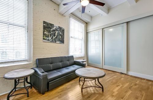 Central Business District Apartment | Modern Condos near French Quarter & Bourbon Street