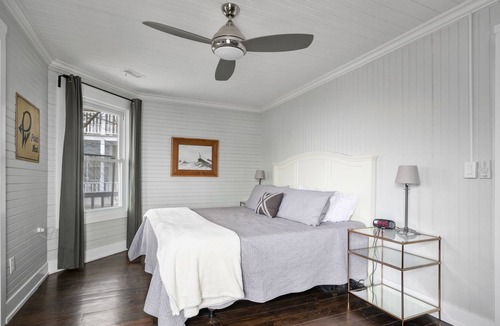 Macatawa Cottage | Modern Cottage with beautiful views of Lake Michigan!