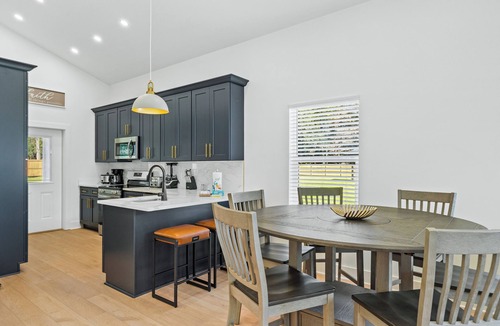 Summerdale House | Modern, Cozy and Spacious Home in Foley Alabama.