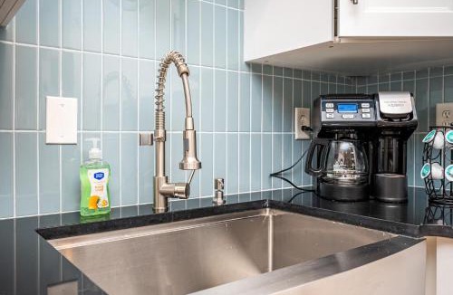 Decatur House | Modern Farmhouse Stay in Decatur