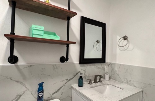 Winter Springs Apartment | Modern Guest Studio 15 mins from SFB Airport