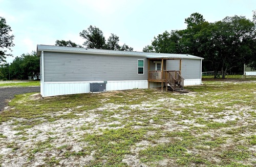 Crescent City House | Modern Home, Fenced Lot, Boat Trailer Ready – Adventure Starts Here!