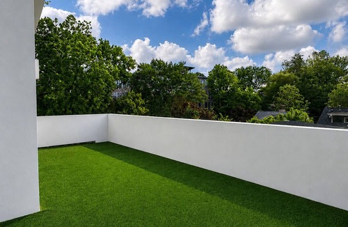 Home Park House | Modern Luxury Home Near World Cup Events