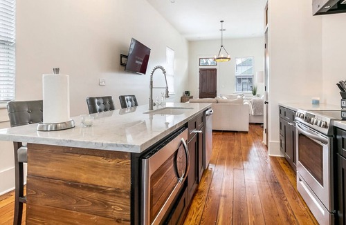 South 7th Ward House | Modern Marigny Charm minutes to French Quarter