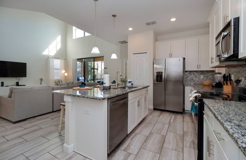 Loughman House | Modern Solterra 5BR Villa w/Private Pool, Spa, Game Room & Resort Amenities