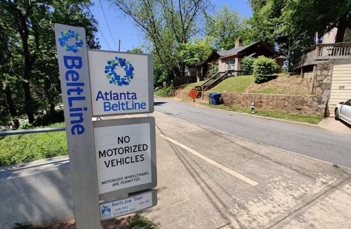 Westview Apartment | "Modern Studio Retreat Steps from the ATL Beltline -Dining, Breweries & Trails!"
