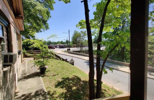 Westview Apartment | "Modern Studio Retreat Steps from the ATL Beltline -Dining, Breweries & Trails!"