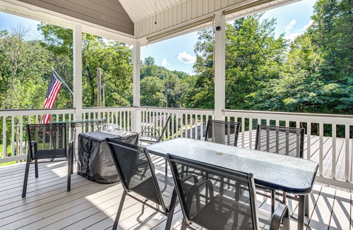 Lynchburg House | Modern Tims Ford Lake Home w/Private Dock & Pool!