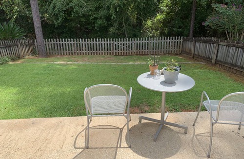 Mobile House | Modern updated West Mobile Townhouse with garage!