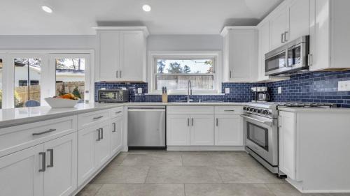 College Park House | Modern Villa Retreat in Historic College Park