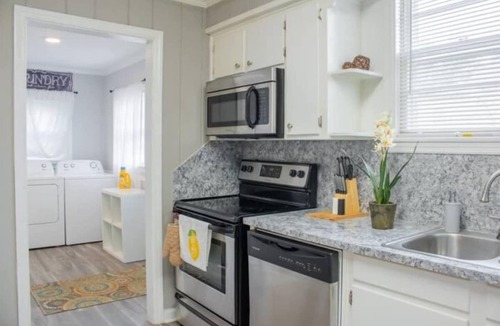Columbus House | Near Downtown and Ft Benning: Graduation Getaway