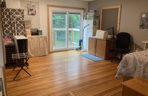 Kalkaska House | Near GLEF 3BR on 5 Acres Hot Tub Huge Yard Camper Hookup