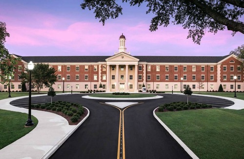 Tuscaloosa Hotel | Near The University of Alabama + Restaurant & Bar