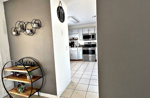 Haines City Villa | New! 4-bedroom/Pool/Jacuzzi/PGA Top Golf Course