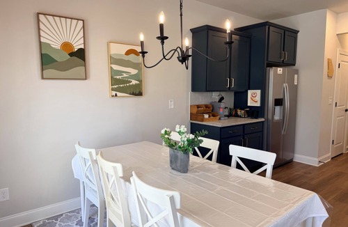 Lawrenceville House | New Built 3-bedroom townhome in Duluth near Gas South Arena.