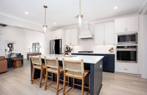 Auburn House | New Gameday Getaway AU Club Home: 3BR + Outdoor Living