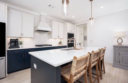 Auburn House | New Gameday Getaway AU Club Home: 3BR + Outdoor Living