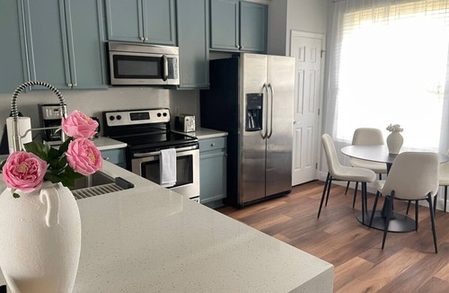 Florida Central Atlantic Coast Apartment | New home in Vista Cay, Convention Center/Universal