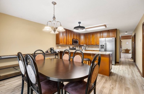 East Cobb House | New Listing! Family Friendly 4BR Home in Prime Marietta Location | Close to Shops, Dining & Atlanta