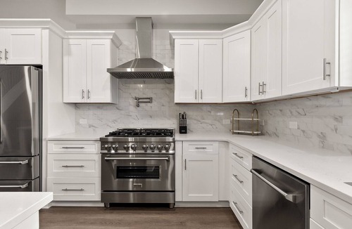 Tuscaloosa House | New! Luxury Rooftop Townhome | Walk to Stadium