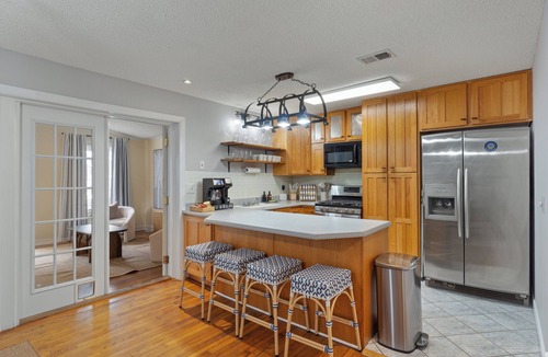 Mary Esther House | NEW! Okaloosa Island, Destin, Navarre 3 bedroom/2 bath, pool, beach gear