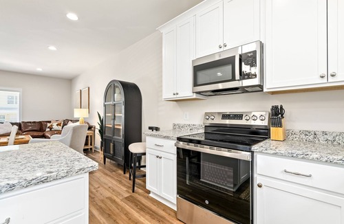 Auburn - Opelika House | New Opelika Townhome ~ Sleeps 8