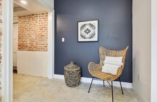 Treme Apartment | New Orleans 3BD Rental / 6 Guests / Phenomenal Location