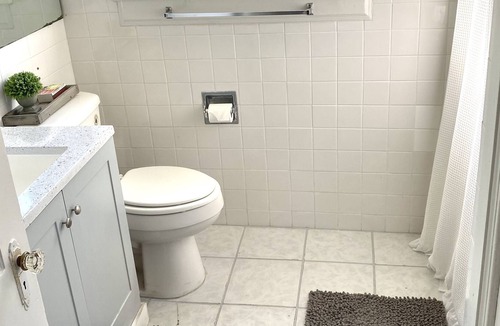 Arabi House | New Orleans style cottage 10 min from the French Quarter!