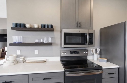 Eastpoint House | New- Seabreeze-Bay Front -Pet Friendly