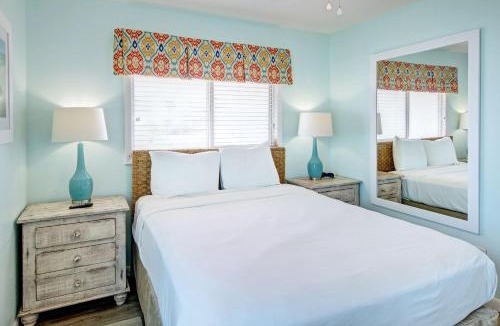 New Smyrna Beach Resort | New Smyrna Waves MOD Collection by Sonesta