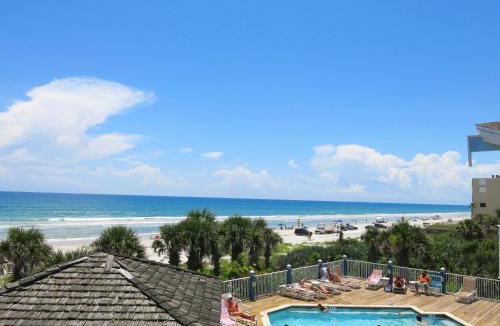New Smyrna Beach Resort | New Smyrna Waves MOD Collection by Sonesta