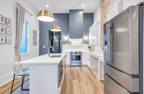 Faubourg Marigny House | New! Vibrant Private Home w Pool near French Quarter & Frenchman